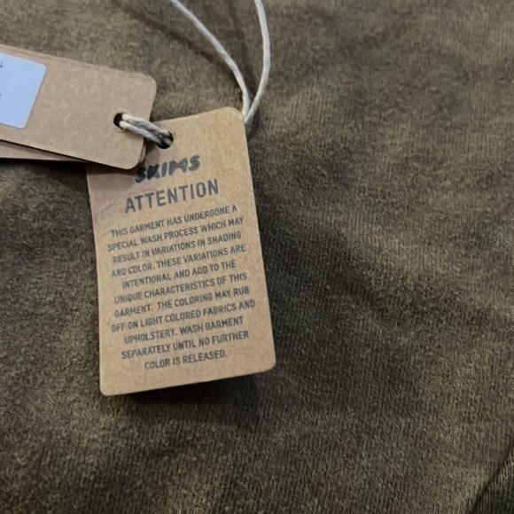 Skims Outdoor Bodysuit - Picture 5 of 5